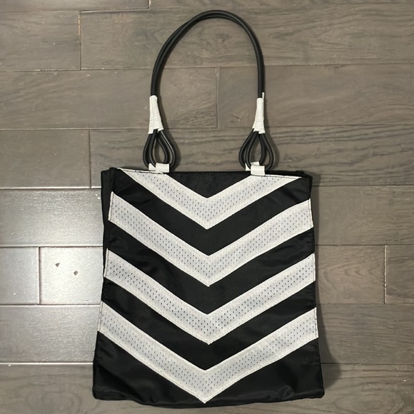 Y2K Vintage Armani Exchange Chevron Tote - Picture 2 of 9